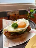 Mushrooms, Roasted Pepper & Egg